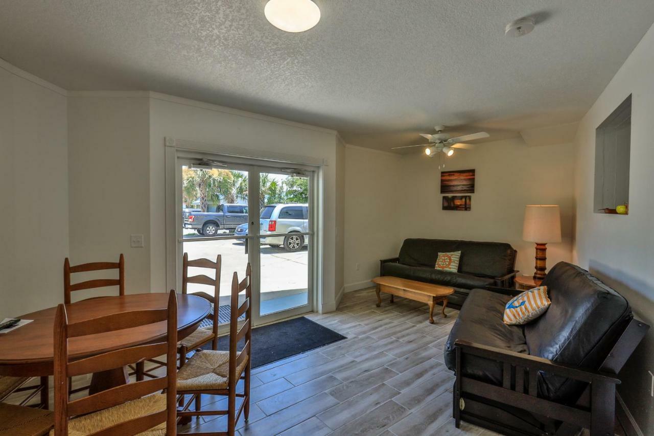 Flagler Beach Motel And Vacation Rentals Exterior photo